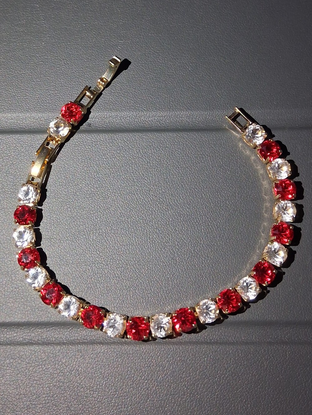 Fashion Jewelry Gold Tennis Bracelet with Red and Clear Stones